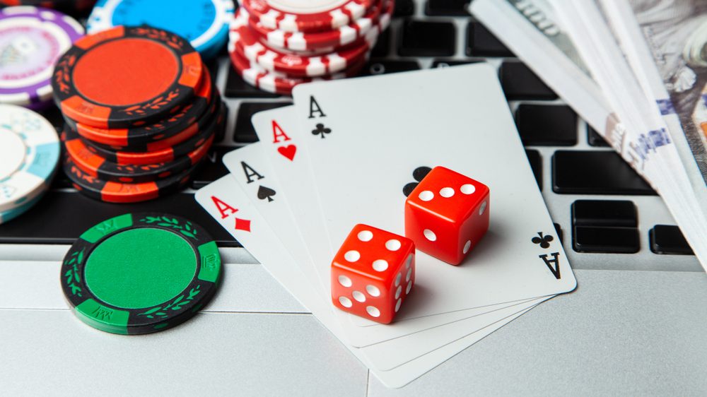 How to play online slots? A short guide