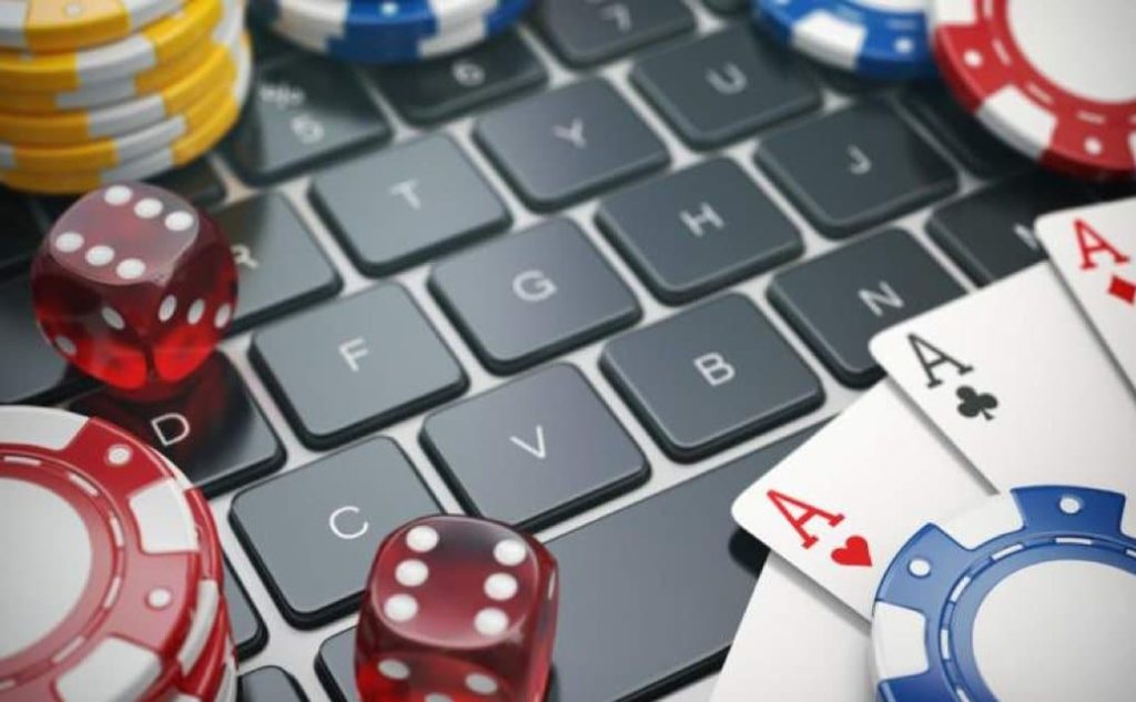 Getting rich by playing online casino games