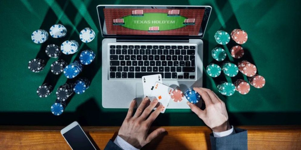 Simple solutions with complete poker solutions
